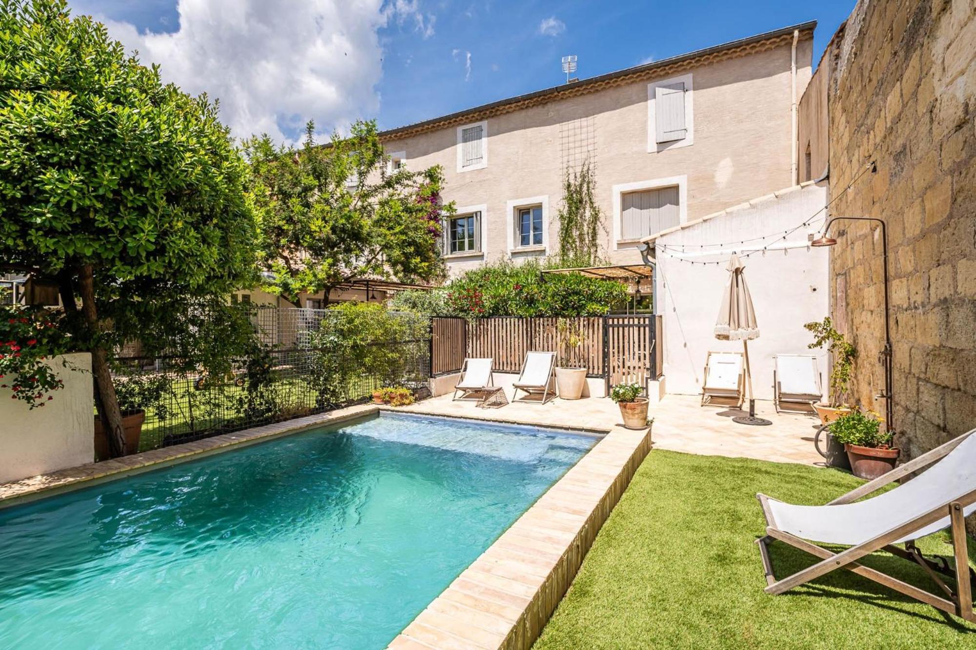Maison 1634 - Climatisation, Piscine, Parking, Centre Ville, Petit-Dejeuner Compris Pézenas Exterior foto